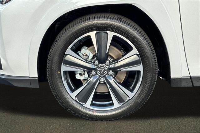 2026 Lexus 300 Premium