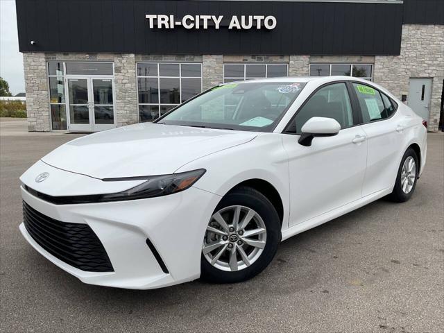 2025 Toyota Camry LE for sale in Menasha, WI
