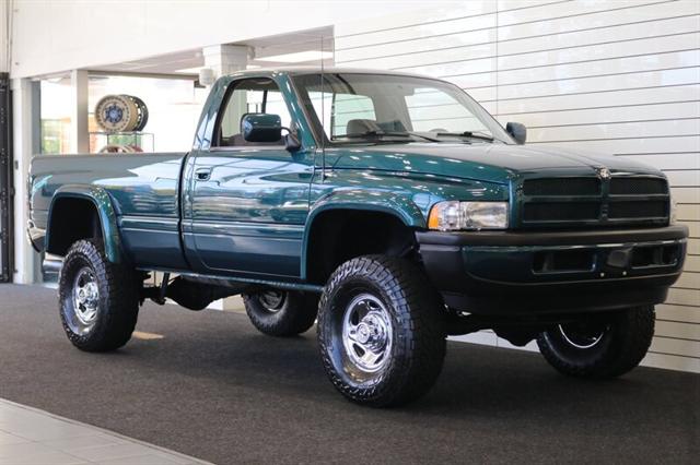 1995 Dodge 2500 LT