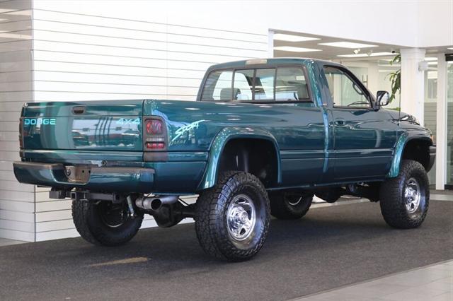 1995 Dodge 2500 LT