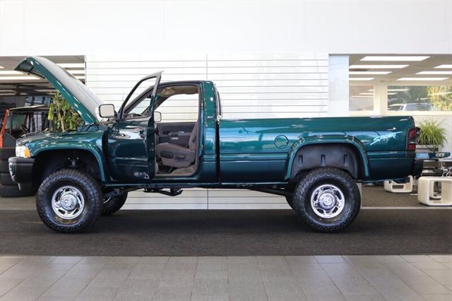 1995 Dodge 2500 LT