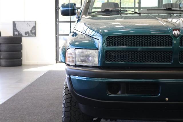 1995 Dodge 2500 LT