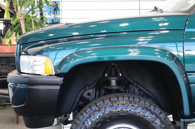 1995 Dodge 2500 LT
