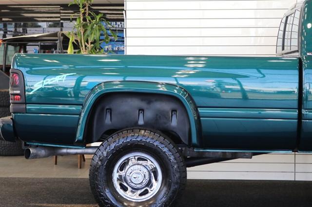 1995 Dodge 2500 LT