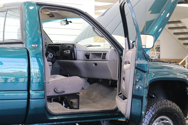 1995 Dodge 2500 LT