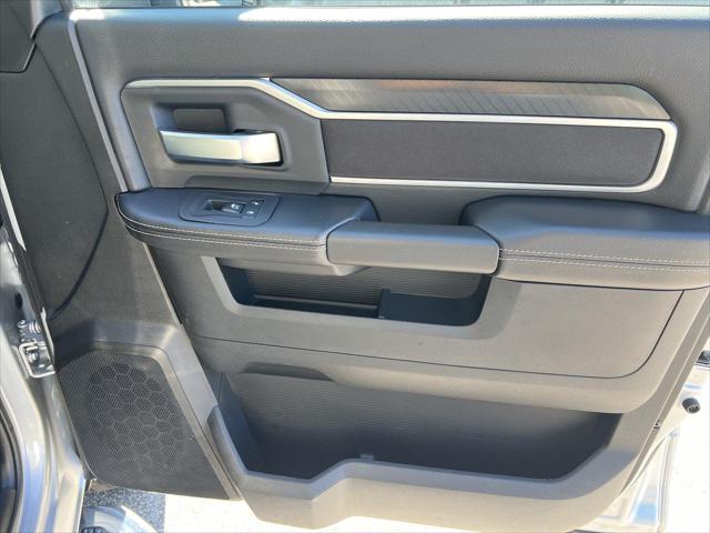 2026 Ram 2500 Big Horn Crew Cab 4x4 64 Box