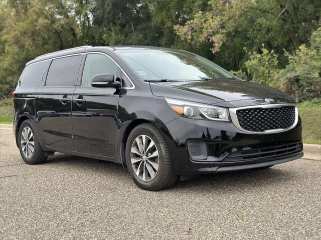 2017 Kia Sedona SX for sale in Farmington, MN
