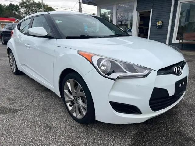 2016 Hyundai Veloster Base for sale in Akron, OH