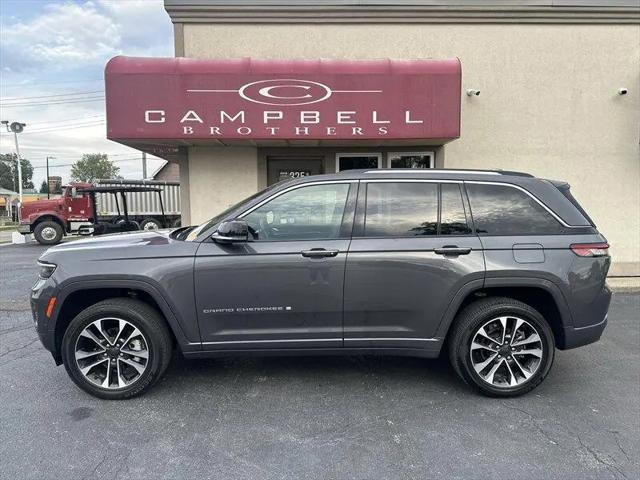 2022 Jeep Grand Cherokee Overland 4x4 for sale in Rushville, IN