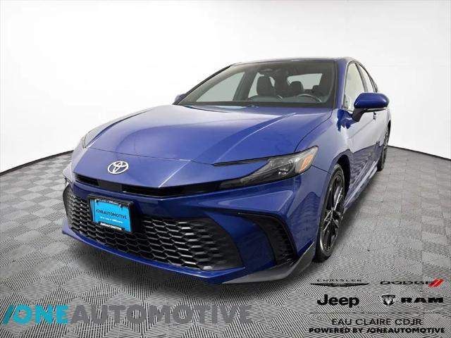 2025 Toyota Camry SE for sale in Eau Claire, WI