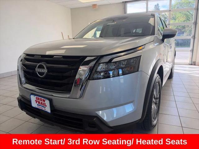 2025 Nissan Pathfinder SV 4WD for sale in Virginia, MN