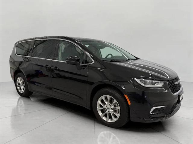 2023 Chrysler Pacifica Touring L AWD for sale in Oshkosh, WI