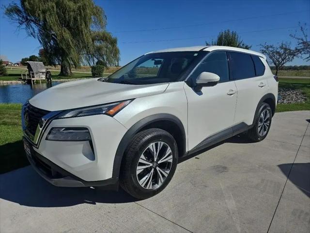 2021 Nissan Rogue SV FWD for sale in Neenah, WI