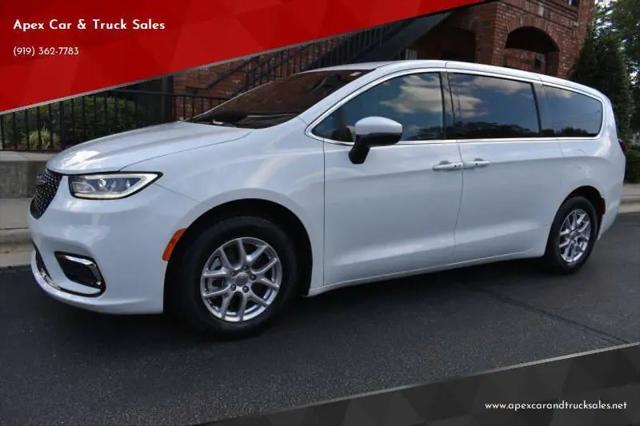2023 Chrysler Pacifica Touring for sale in Apex, NC
