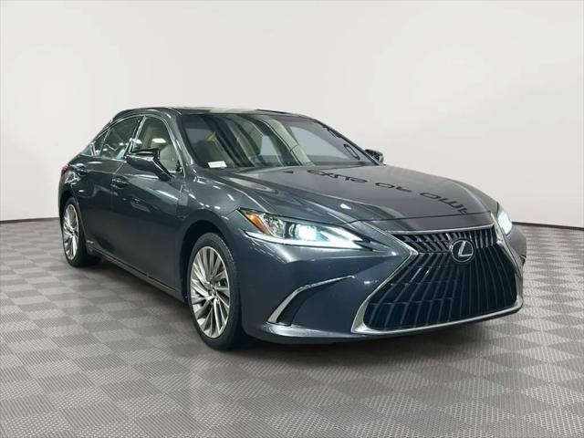 2022 Lexus ES 300h Luxury for sale in Omaha, NE