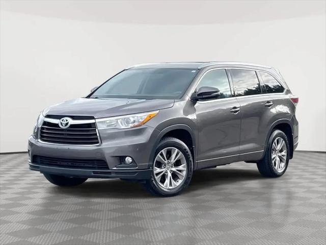 2015 Toyota Highlander XLE V6 for sale in Plymouth, MI