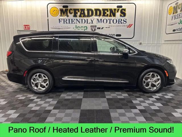 2023 Chrysler Pacifica Limited for sale in South Haven, MI