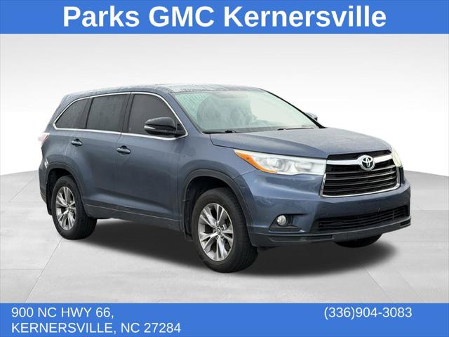 2016 Toyota Highlander LE Plus V6 for sale in Kernersville, NC