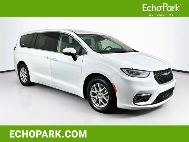 2023 Chrysler Pacifica Touring L for sale in Avondale, AZ