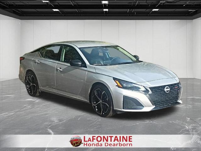 2025 Nissan Altima SR FWD