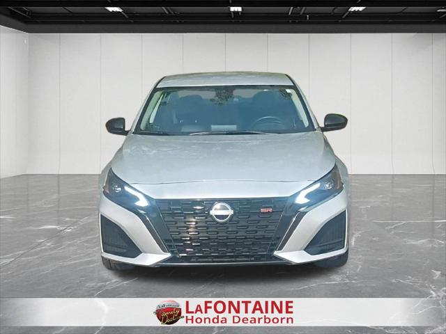 2025 Nissan Altima SR FWD