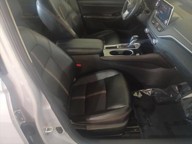 2025 Nissan Altima SR FWD