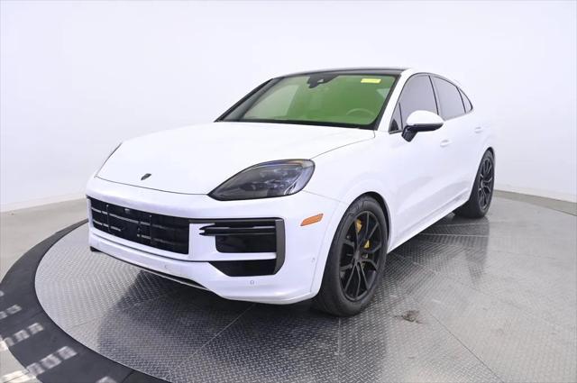 2026 Porsche Cayenne E-Hybrid Turbo for sale in Beachwood, OH