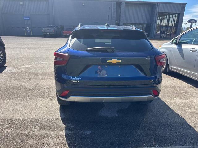 2024 Chevrolet Trax FWD LT