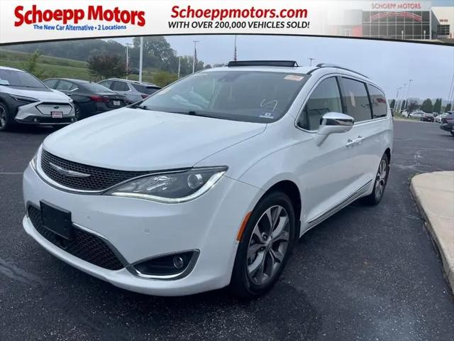 2017 Chrysler Pacifica Limited for sale in Middleton, WI