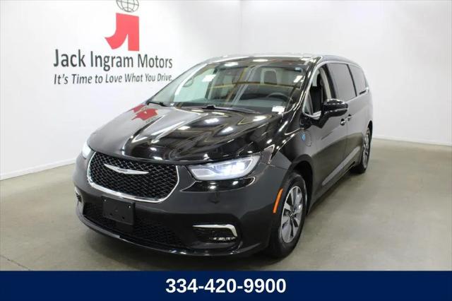 2024 Chrysler Pacifica Hybrid Select for sale in Montgomery, AL