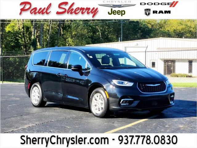 2025 Chrysler Pacifica Select for sale in Piqua, OH