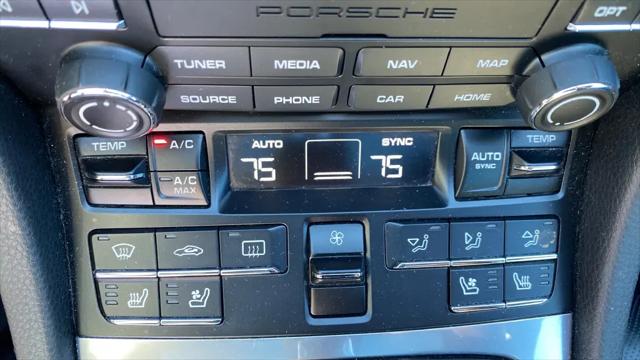 2018 Porsche 911 Carrera