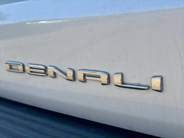 2021 GMC Yukon 4WD Denali