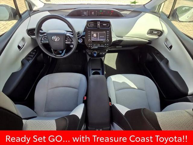 2021 Toyota Prius LE