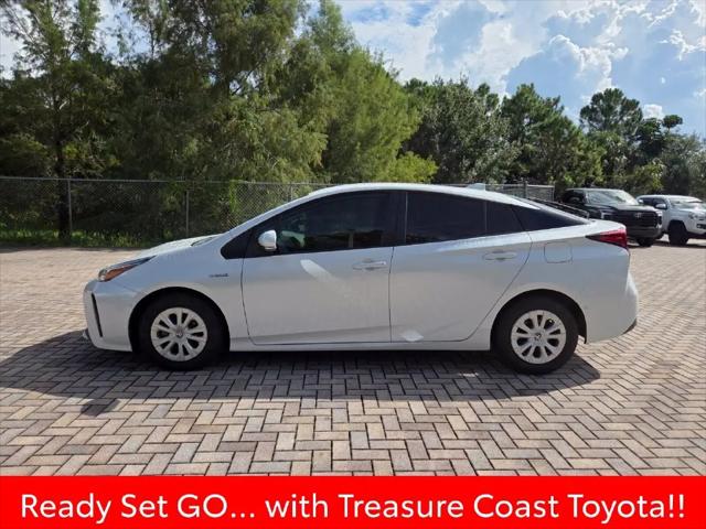 2021 Toyota Prius LE