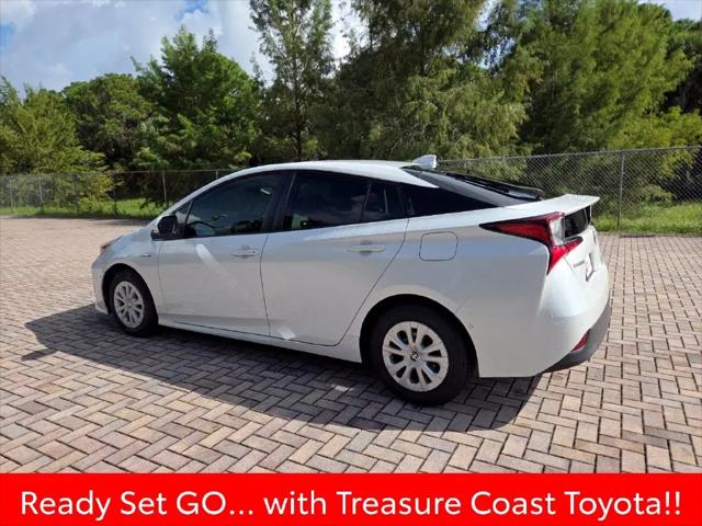 2021 Toyota Prius LE