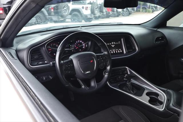 2022 Dodge Challenger SXT