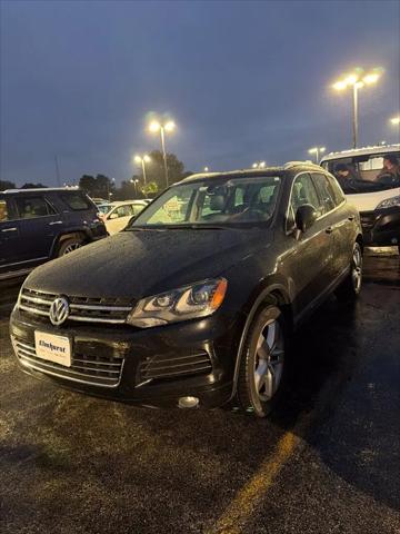 2013 Volkswagen Touareg TDI Lux for sale in Elmhurst, IL