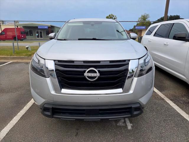 2025 Nissan Pathfinder SV FWD