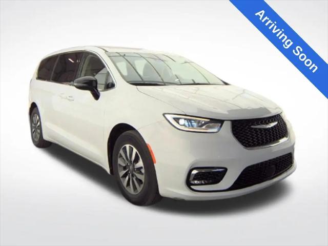 2024 Chrysler Pacifica Hybrid Select for sale in Bensenville, IL