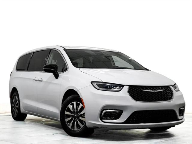 2024 Chrysler Pacifica Hybrid Select for sale in Bensenville, IL