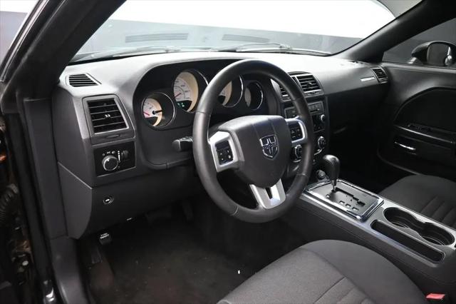 2012 Dodge Challenger SXT