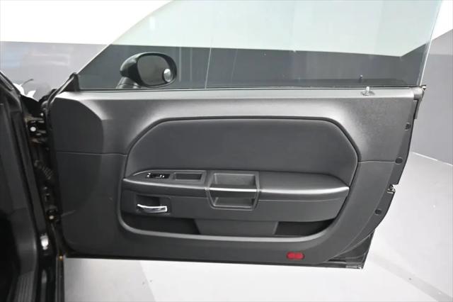 2012 Dodge Challenger SXT