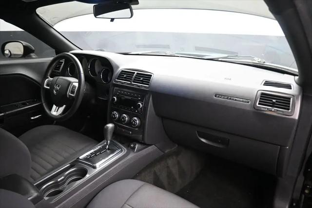 2012 Dodge Challenger SXT