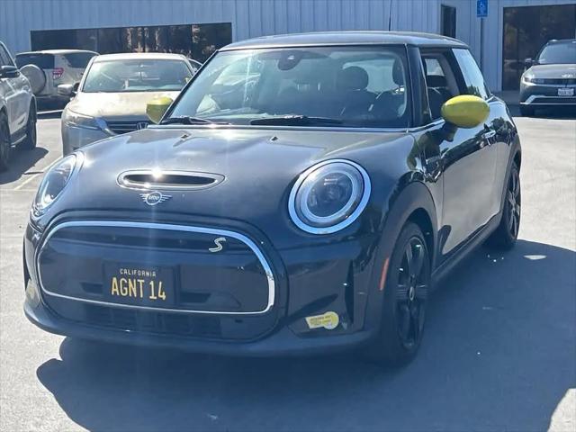 2023 MINI SE Hardtop Cooper