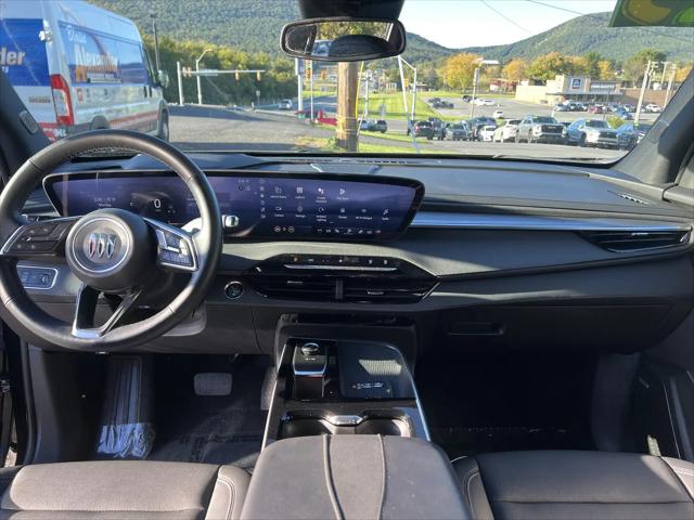 2025 Buick Enclave Preferred FWD