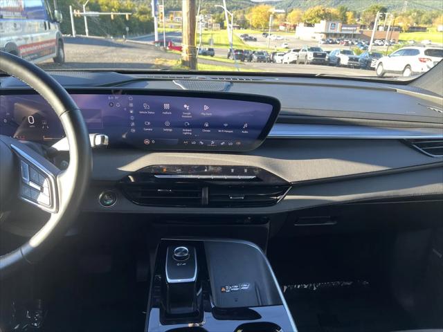 2025 Buick Enclave Preferred FWD
