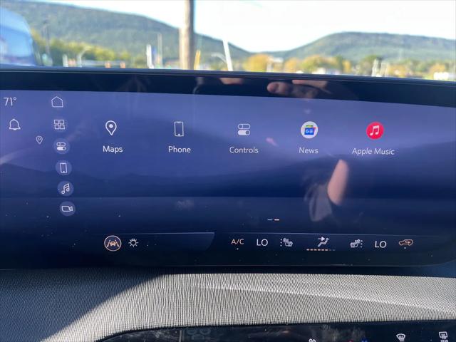 2025 Buick Enclave Preferred FWD