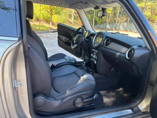 2009 MINI Cooper Cooper