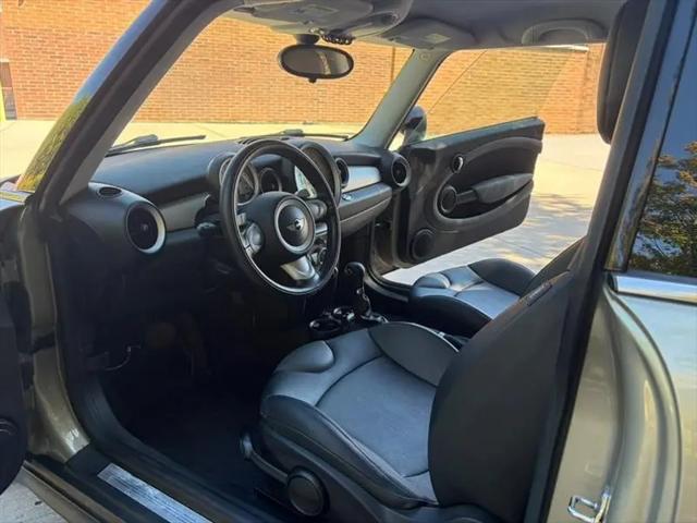 2009 MINI Cooper Cooper
